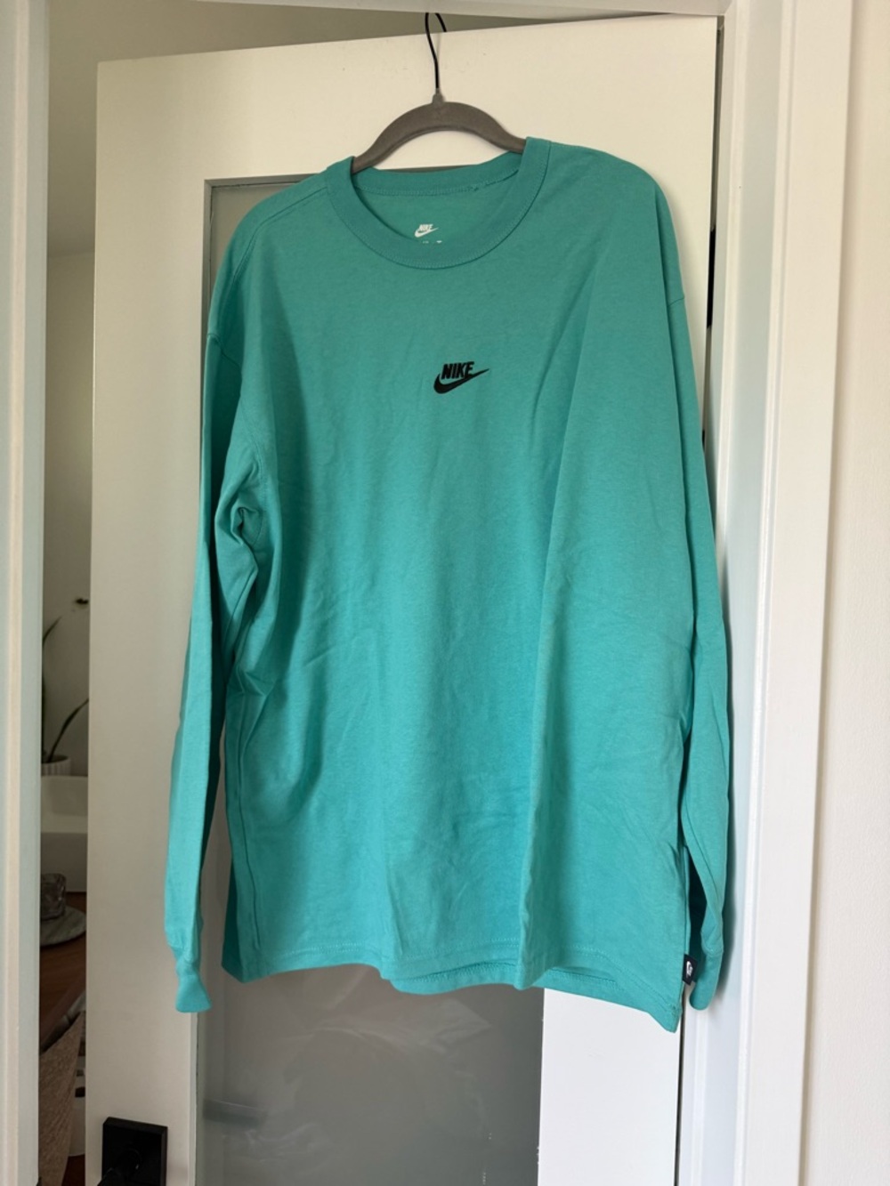 Nike Men’s Long Sleeve Crew Tee - Teal Green